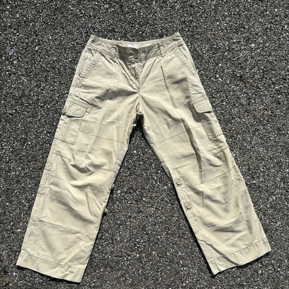 LOFT cargo pants. Size 6. Adjustable length. Button missing from back pocket.